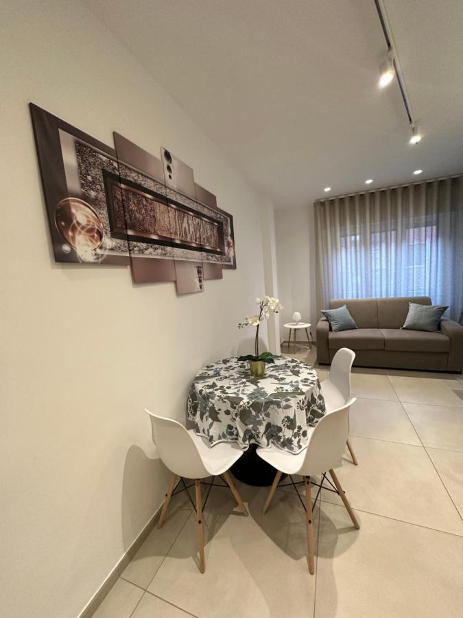 Apartments Ennio Top Class Bari Exterior foto
