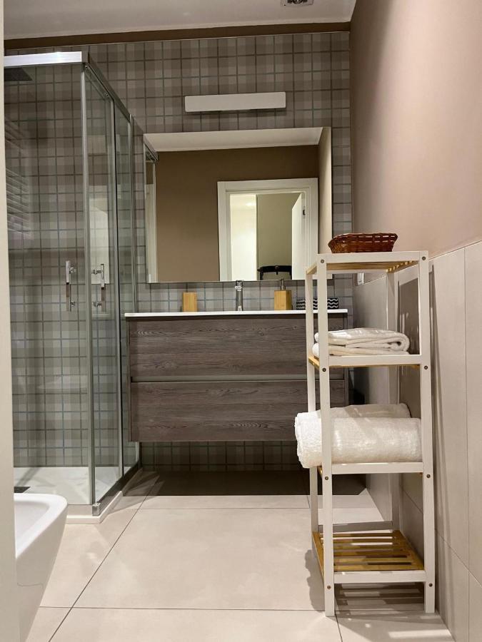 Apartments Ennio Top Class Bari Exterior foto