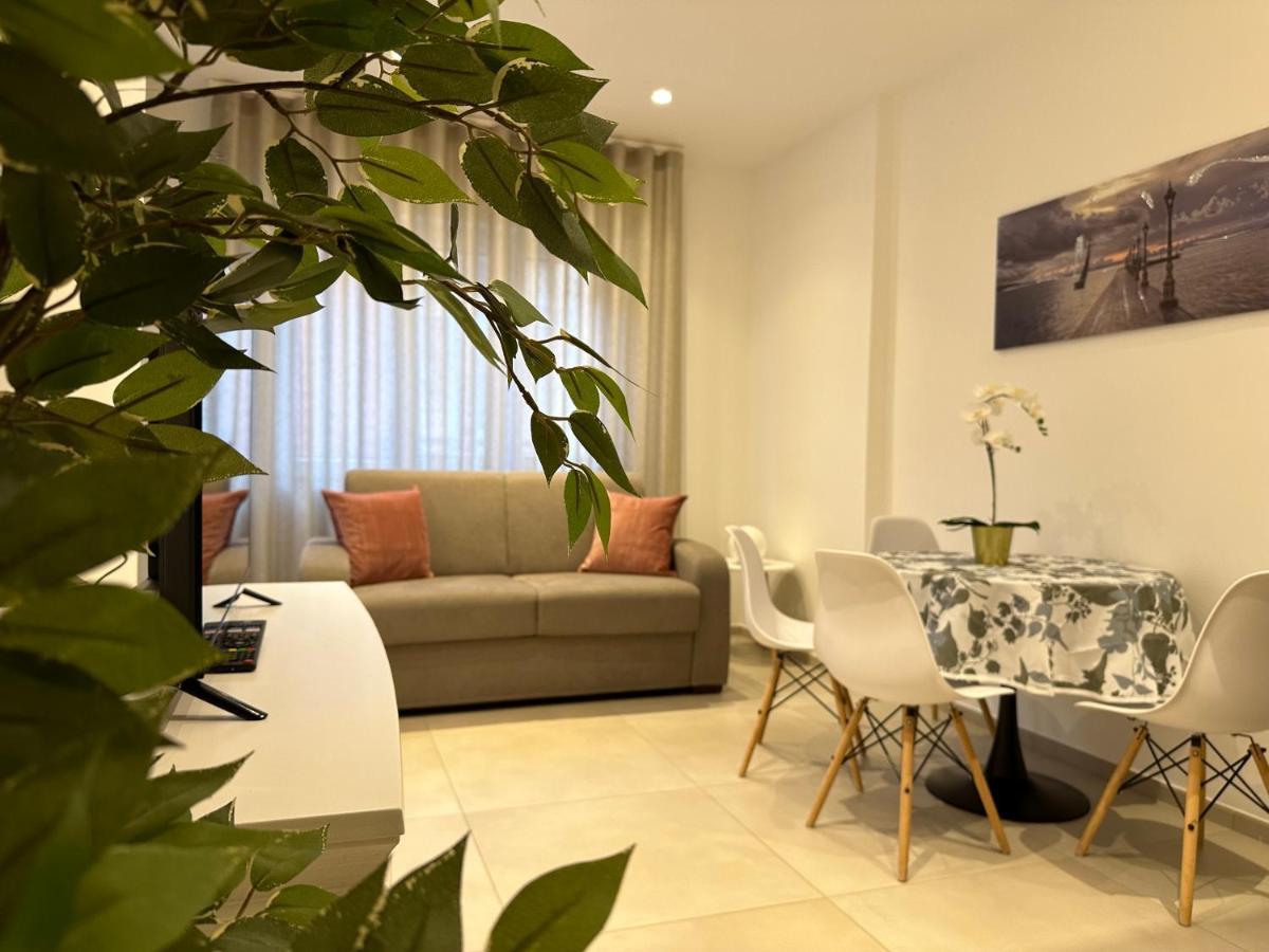 Apartments Ennio Top Class Bari Exterior foto