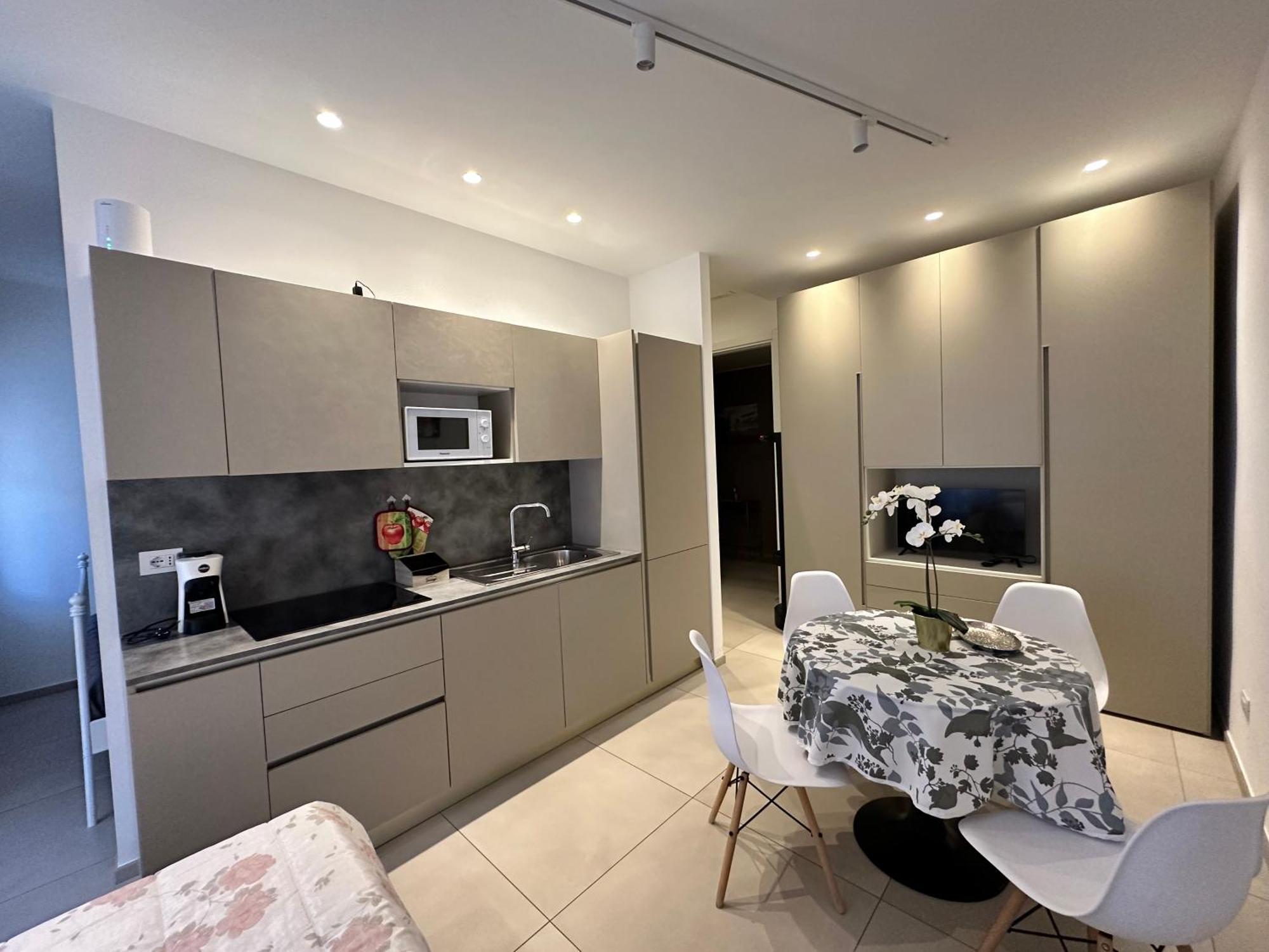Apartments Ennio Top Class Bari Exterior foto